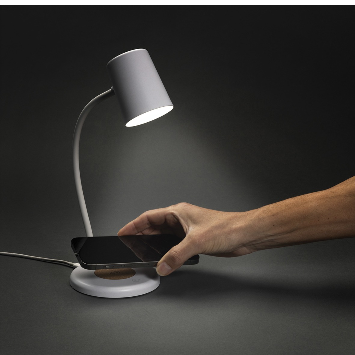 Lampe en liège et plastique à induction_personnalisable-4